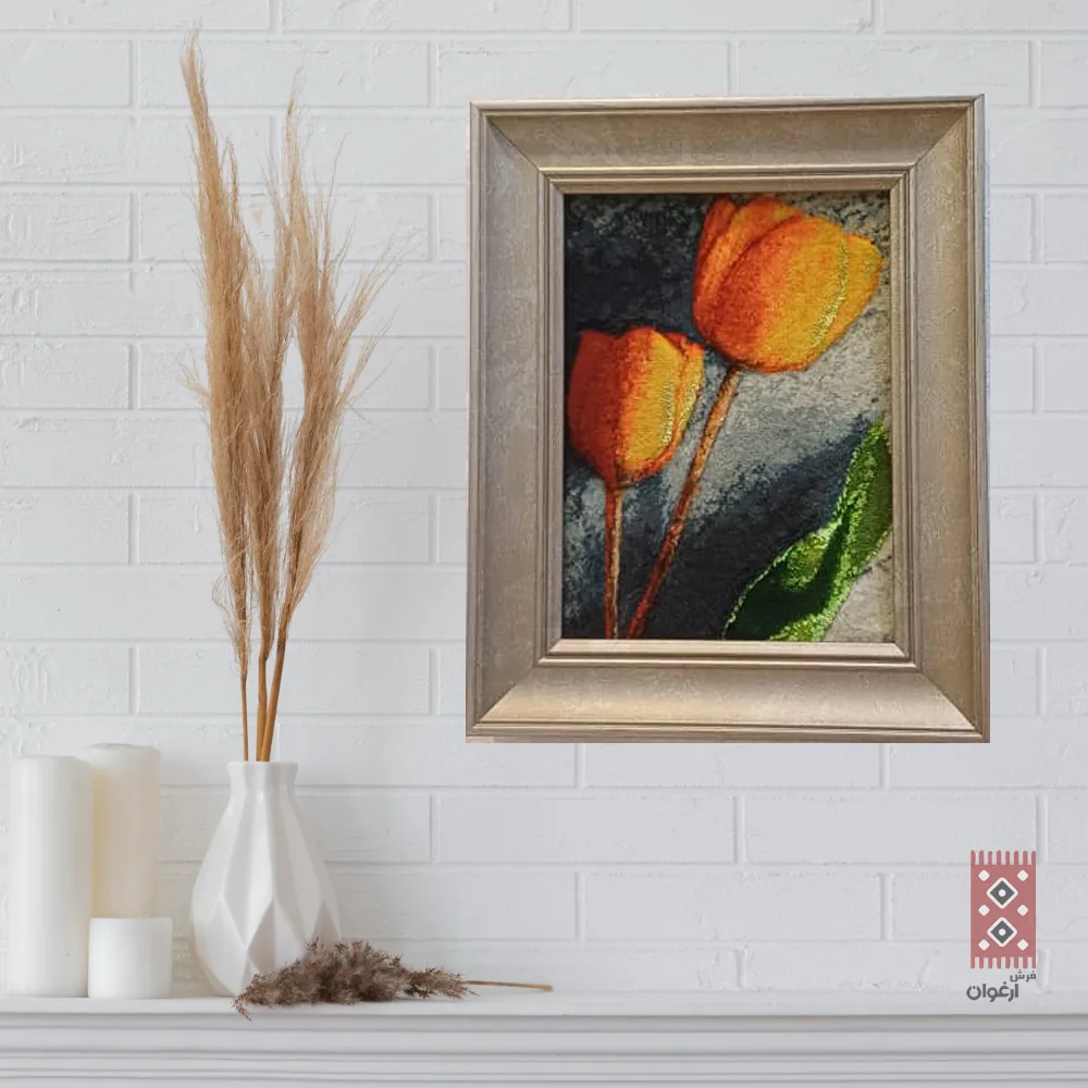 تابلو فرش دستباف طرح گل لاله